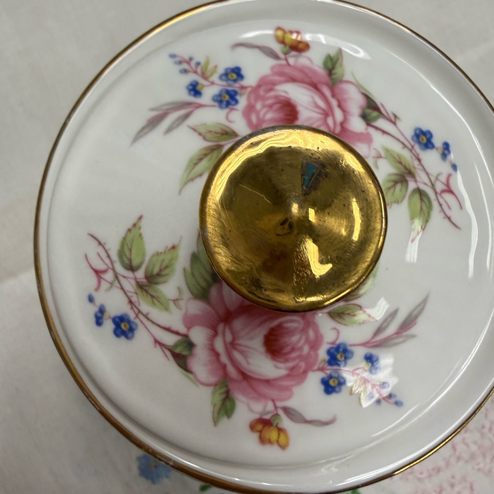 Vintage Queens Fine Bone China Floral Sugar or Trinket Bowl with Lid Vintage - Picture 4 of 12